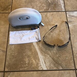 Ray-Ban Sunglasses RB3179 with Oakley Hard shell Case